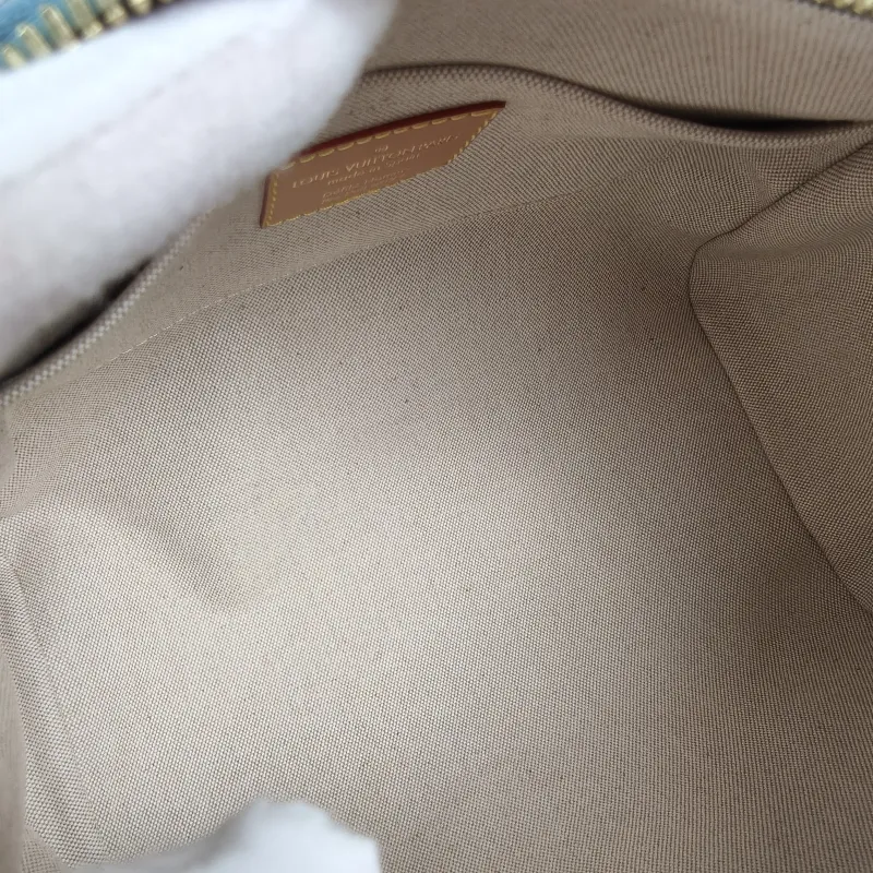 Louis Vuitton Crossbody Bag Speedy25 Medium 25 × 15 × 19 cm — detail view 2 of 13