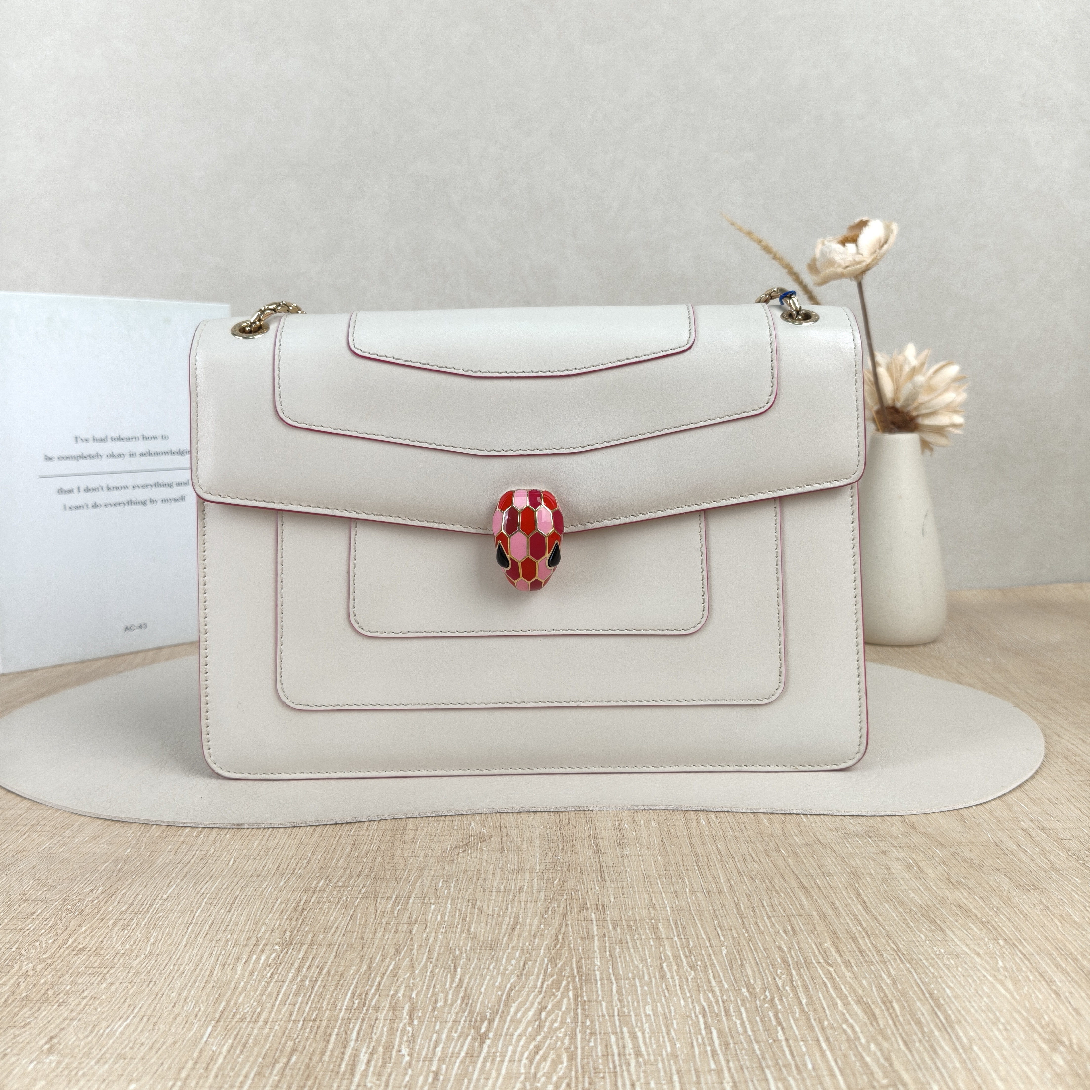 Bvlgari Shoulder Bag Serpenti Forever Collection Crossbody Bag White Calfskin Medium27.5 × 7 × 18 cm Conditioned