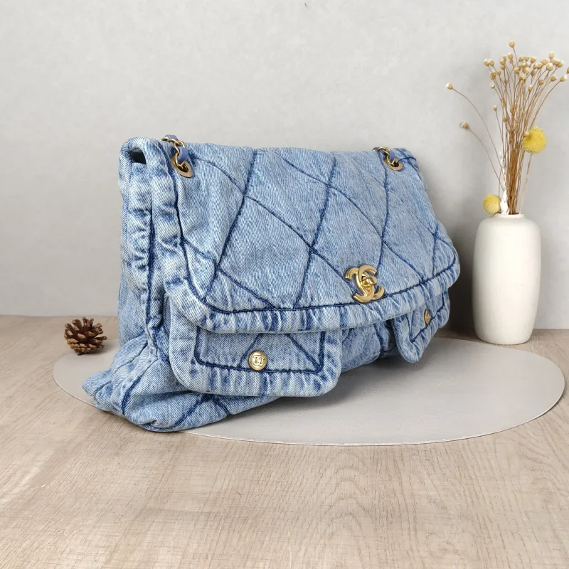 Chanel Shoulder Bag25k Blue One Size35 × 10 × 24 cm — cover view 4 of 6