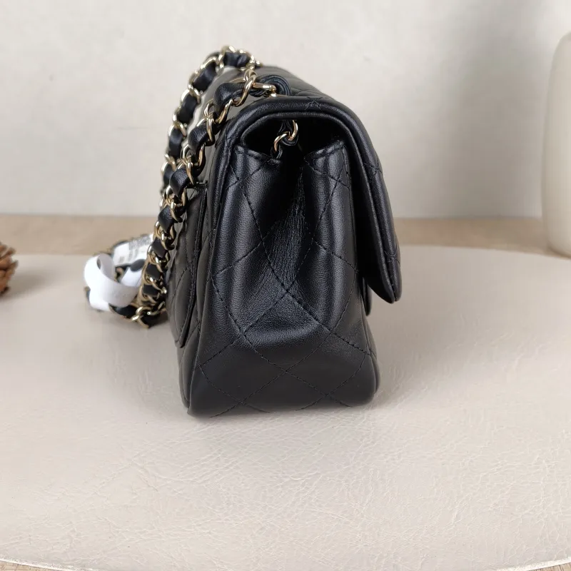 Chanel Crossbody Bag Classic Flap Mini CF Mini Black Lambskin One Size17 × 8 × 13.5 cm — detail view 11 of 15