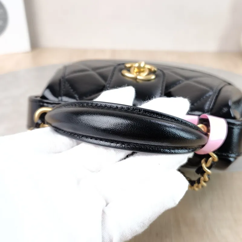 Chanel Crossbody Bag 24a Black Lambskin Mini 18 × 7 × 12 cm — detail view 10 of 12