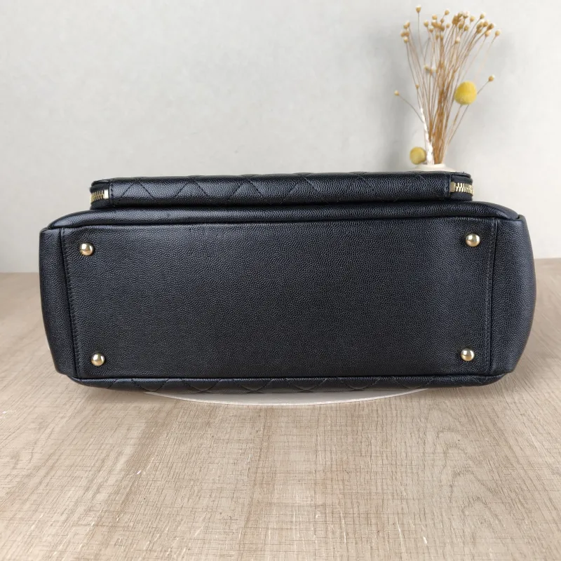 Chanel Shoulder Bag Tote Bag Black Calfskin One Size35 × 13 × 25.5 cm — cover view 2 of 5