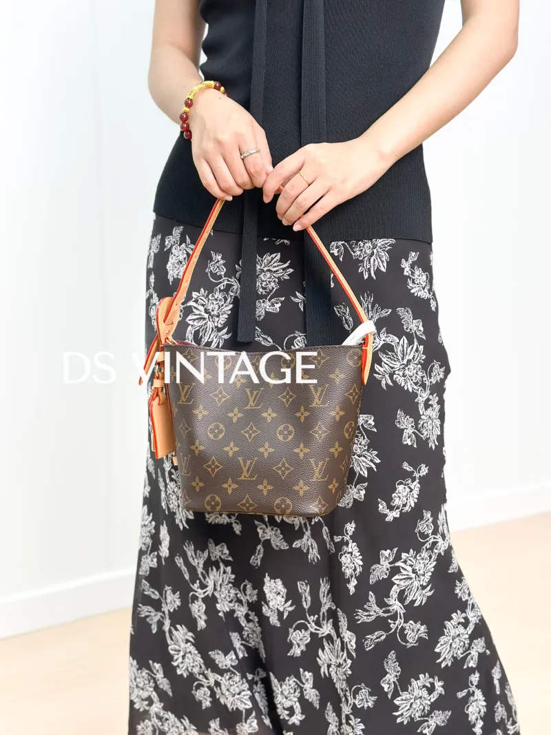 Louis Vuitton Top Handle Bag ALL IN BB Monogram PVCBB16 × 12 × 18 cm — on-model view 4 of 7