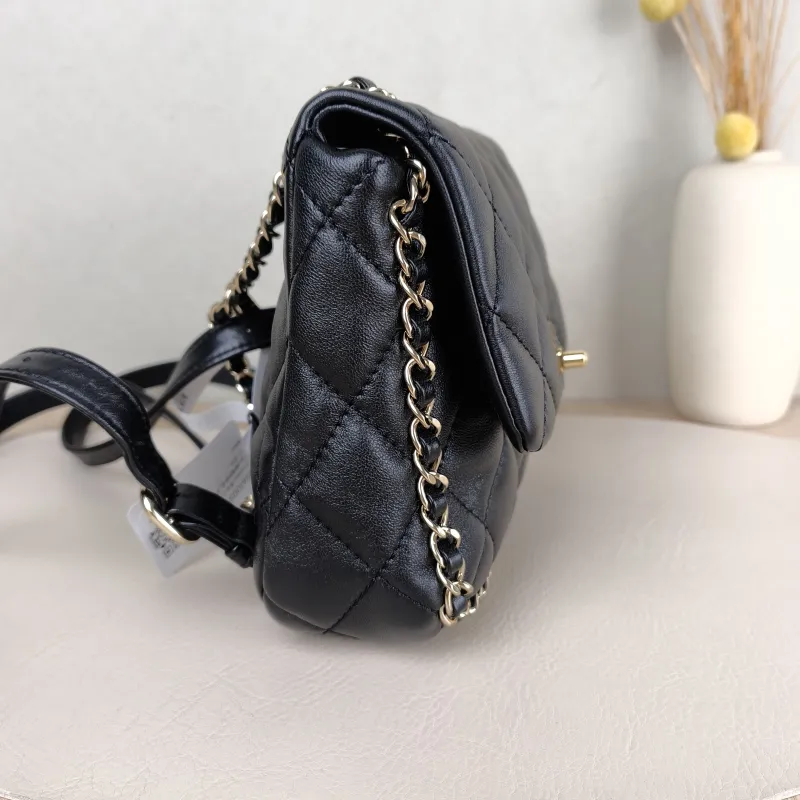 Chanel Backpack logo Backpack Black Lambskin 19 × 6 × 17 cm — detail view 7 of 13