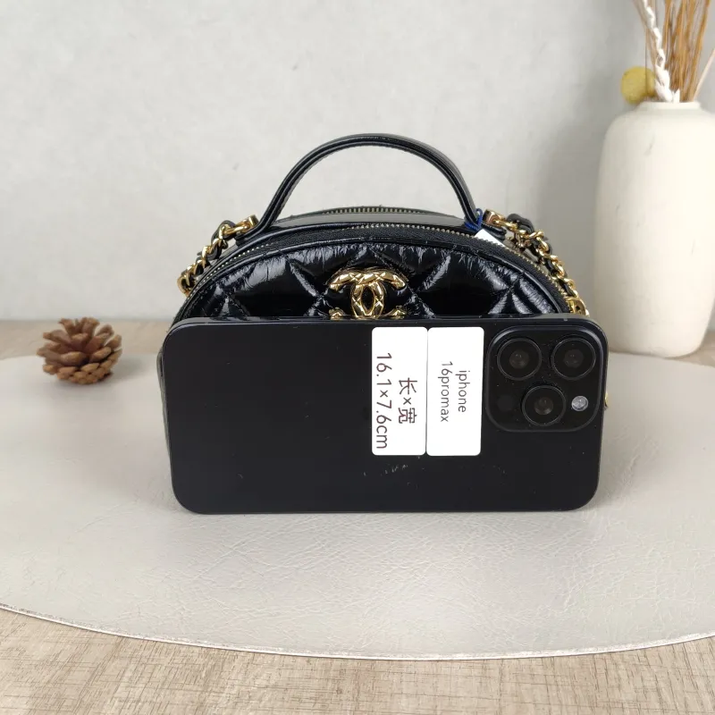 Chanel Crossbody Bag Crossbody Bag Black Waxed Leather One Size 17 × 7 × 10.5 cm — cover view 4 of 5