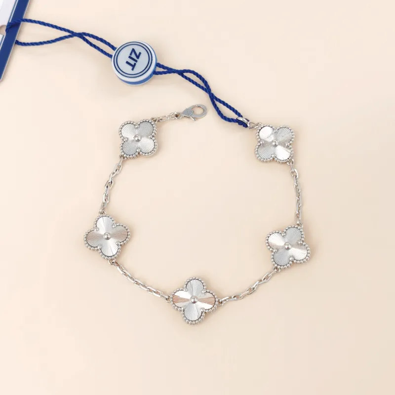 Van Cleef & Arpels Bracelet Alhambra Alhambra Collection Five-Motif Bracelet White Gold 18KW hite Gold Vintage Small19cm
