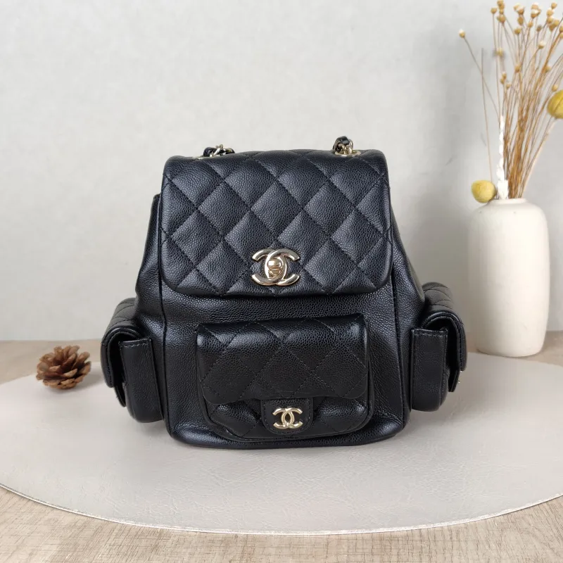 Chanel Backpackduma Black Calfskin Small18 × 9.5 × 19 cm