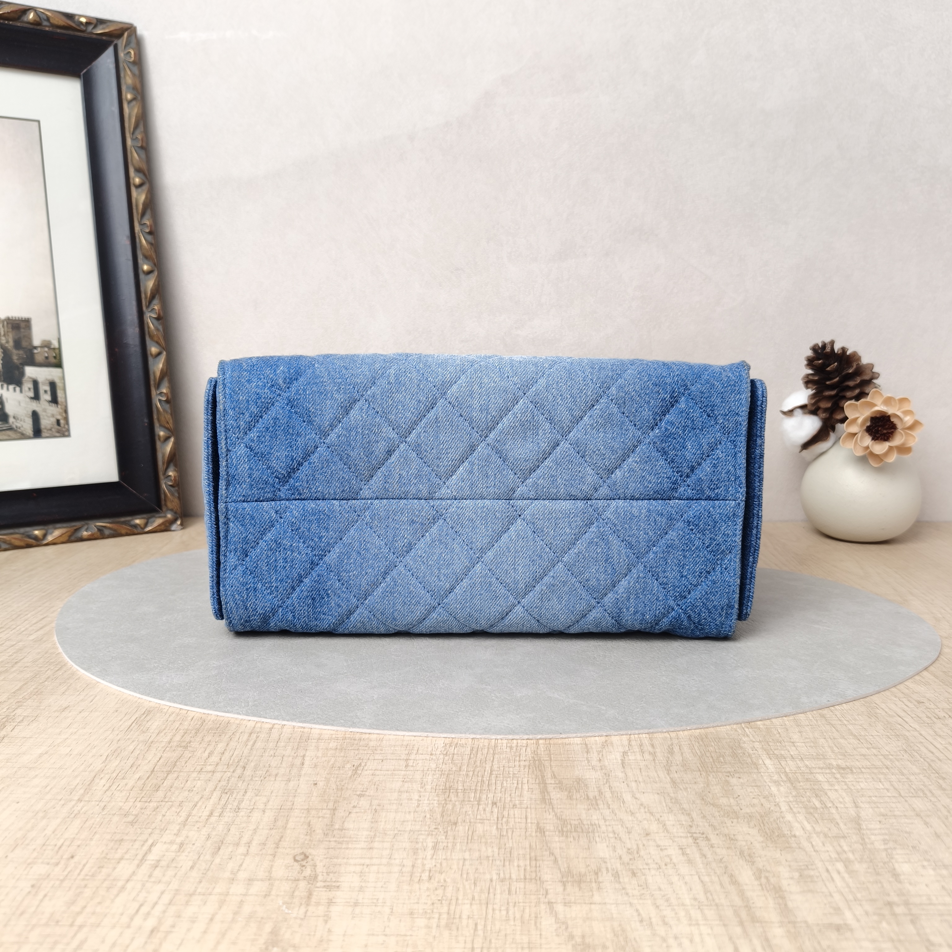 Chanel Shoulder Bag25Bag Blue Small26 × 14 × 30 cm — cover view 5 of 10