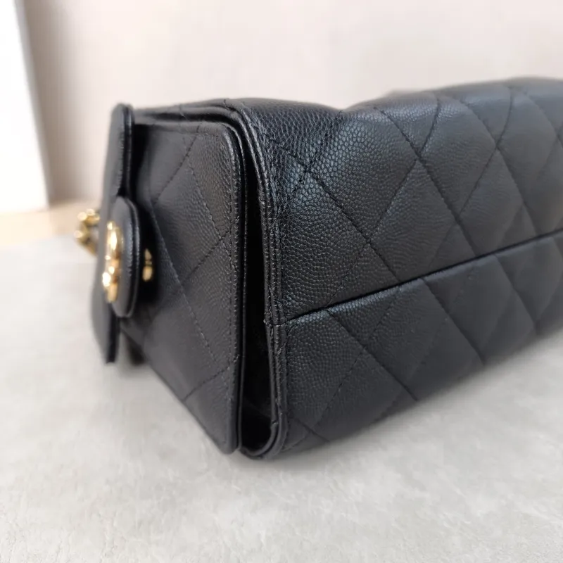 Chanel Shoulder Bag25Bag Black Grained Calfskinmini20 × 12.5 × 22 cm — detail view 10 of 13
