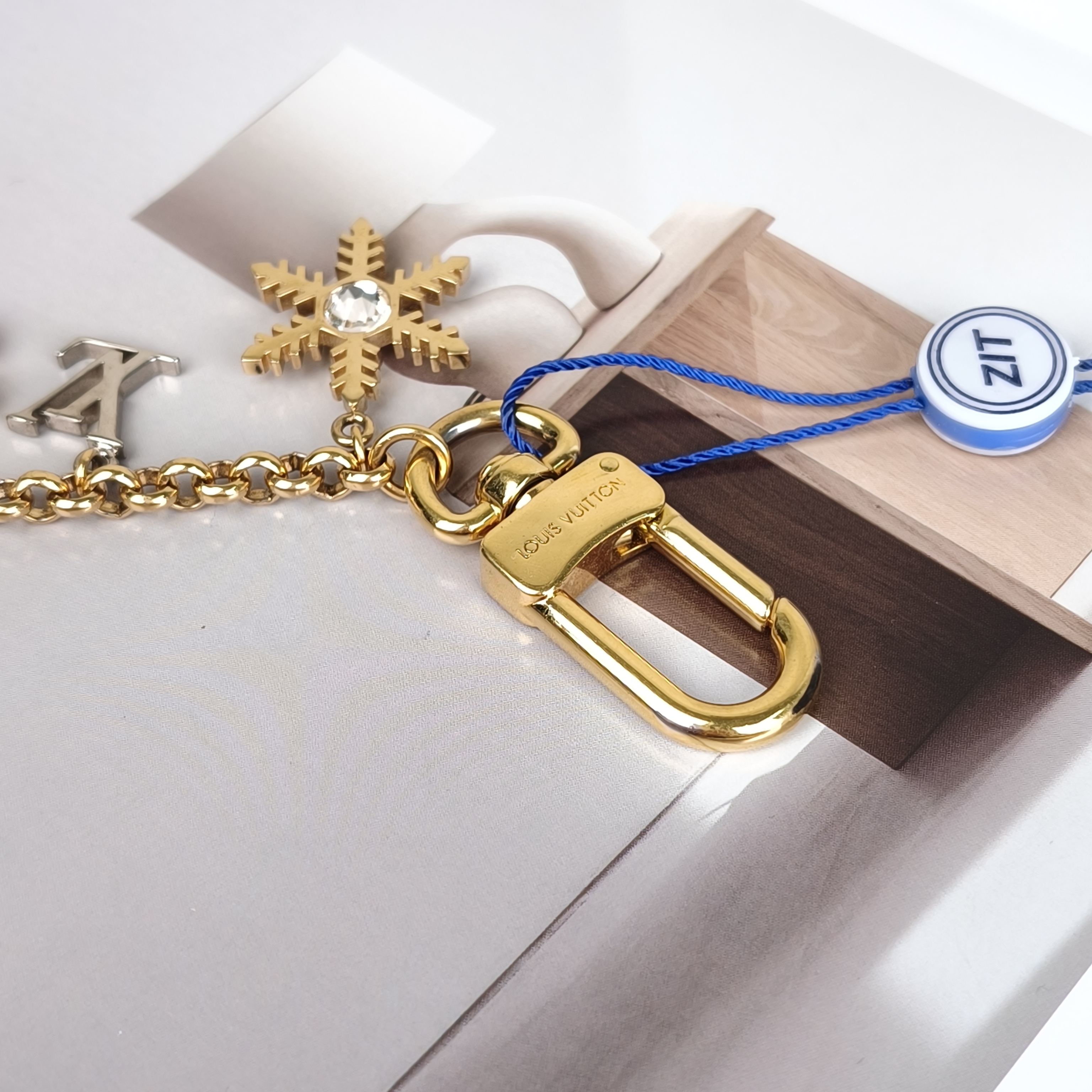 Louis Vuitton Key Ring Key Ring Gold · Silver — cover view 4 of 8