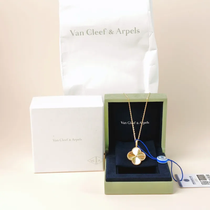 Van Cleef & Arpels Necklace Magic Alhambra Alhambra Collection Necklace Yellow Gold 18KY ellow Gold Magic Large90cm โ cover view 11 of 12