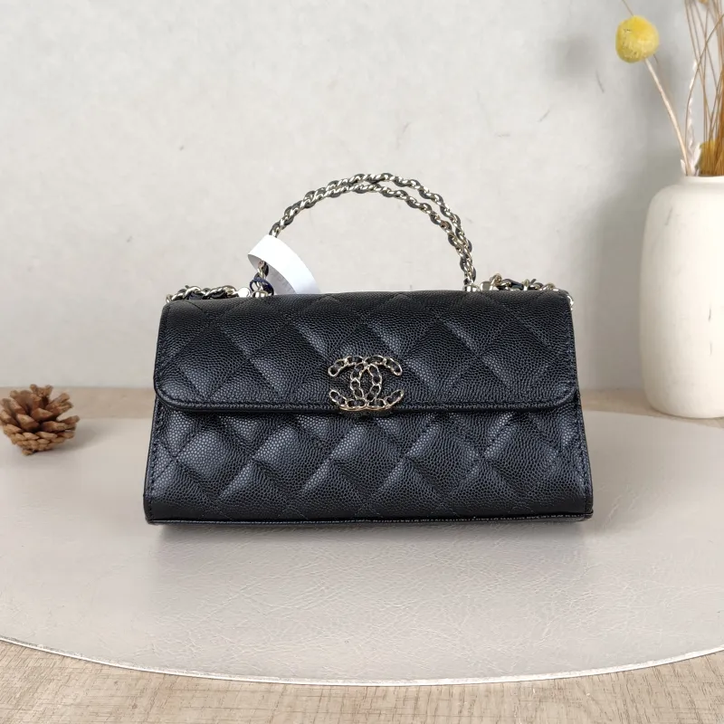 Chanel Crossbody Bag kelly Black Grained Calfskin One Size18 × 4.5 × 10 cm