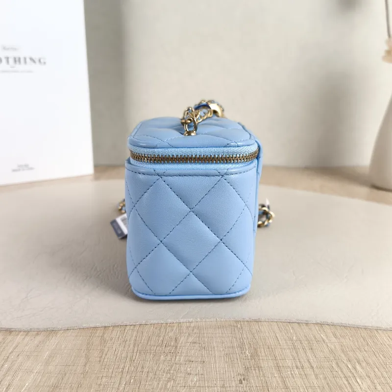 Chanel Crossbody Bag Edition Blue Lambskin One Size 10 × 7 × 9 cm 31 — detail view 6 of 12