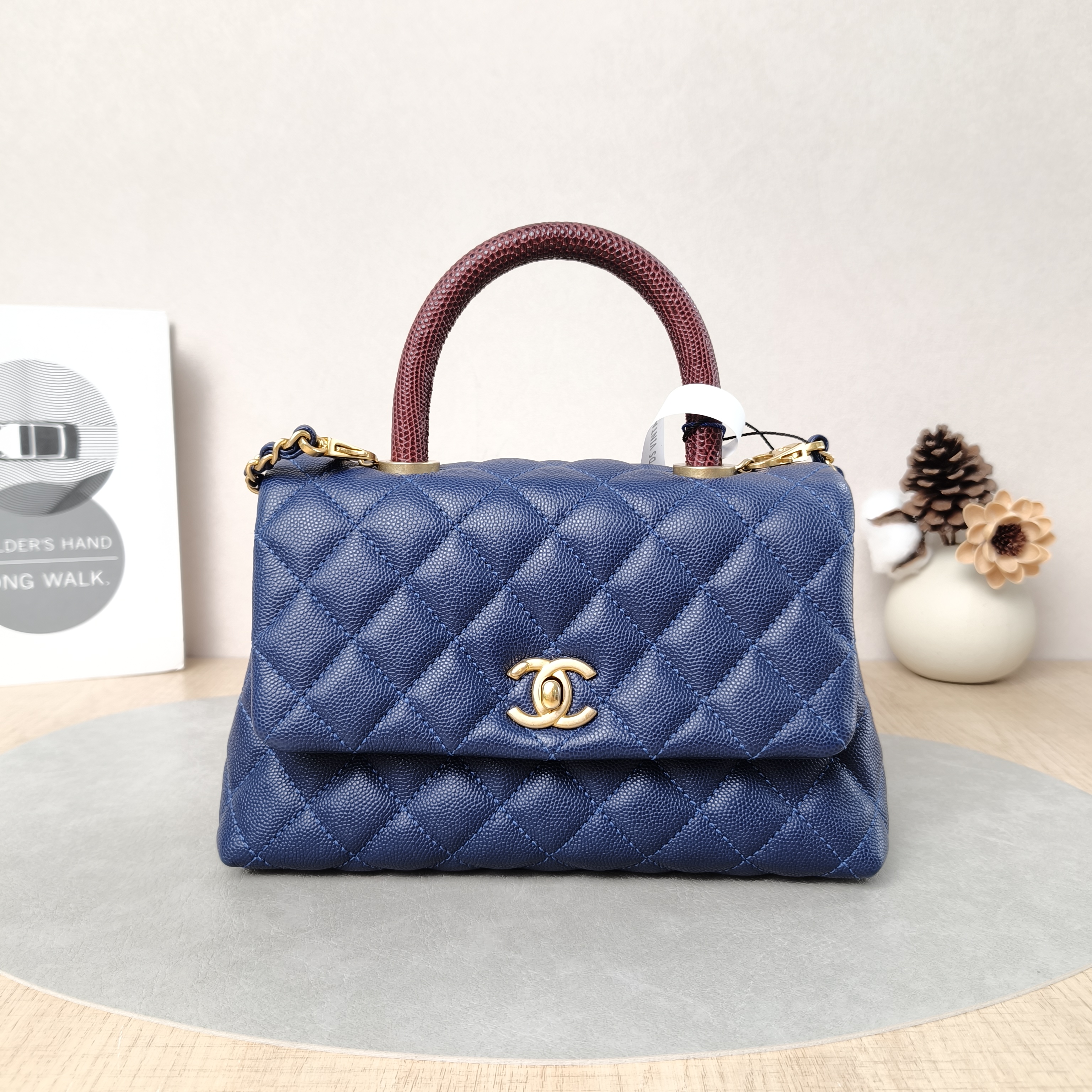 Chanel Top Handle Bag Coco Handle​Blue Red Grained Calfskin Small24 × 10 × 14 cm