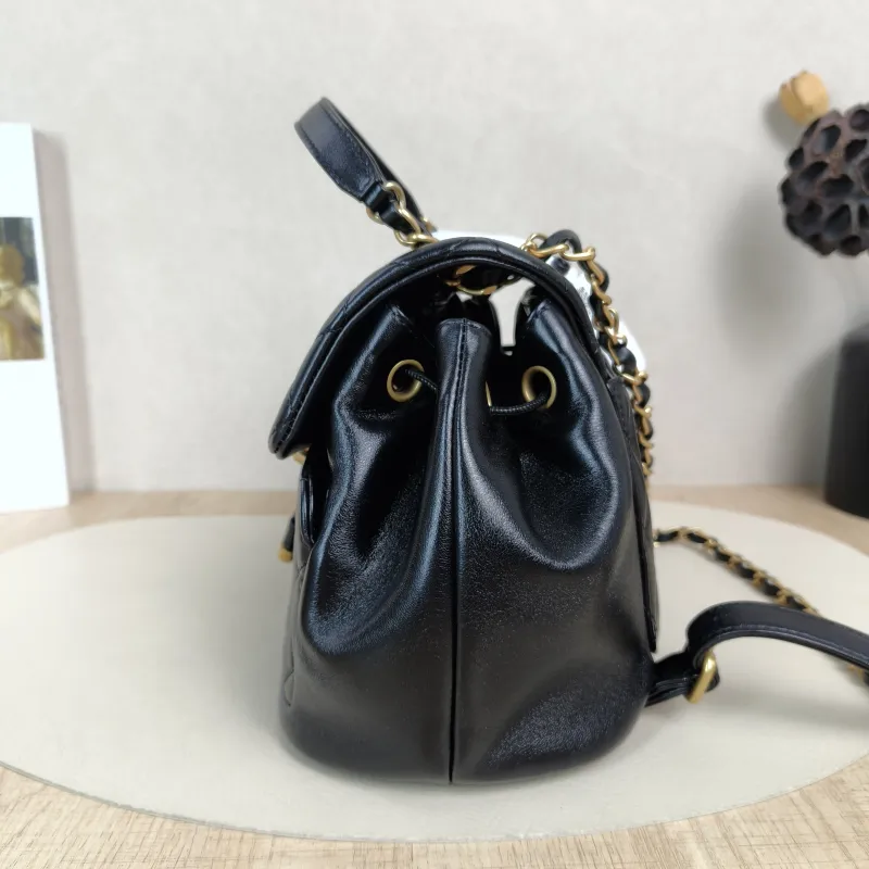 Chanel Crossbody Bag23k Backpack Black Lambskin One Size23 × 12 × 20 cm — detail view 4 of 14