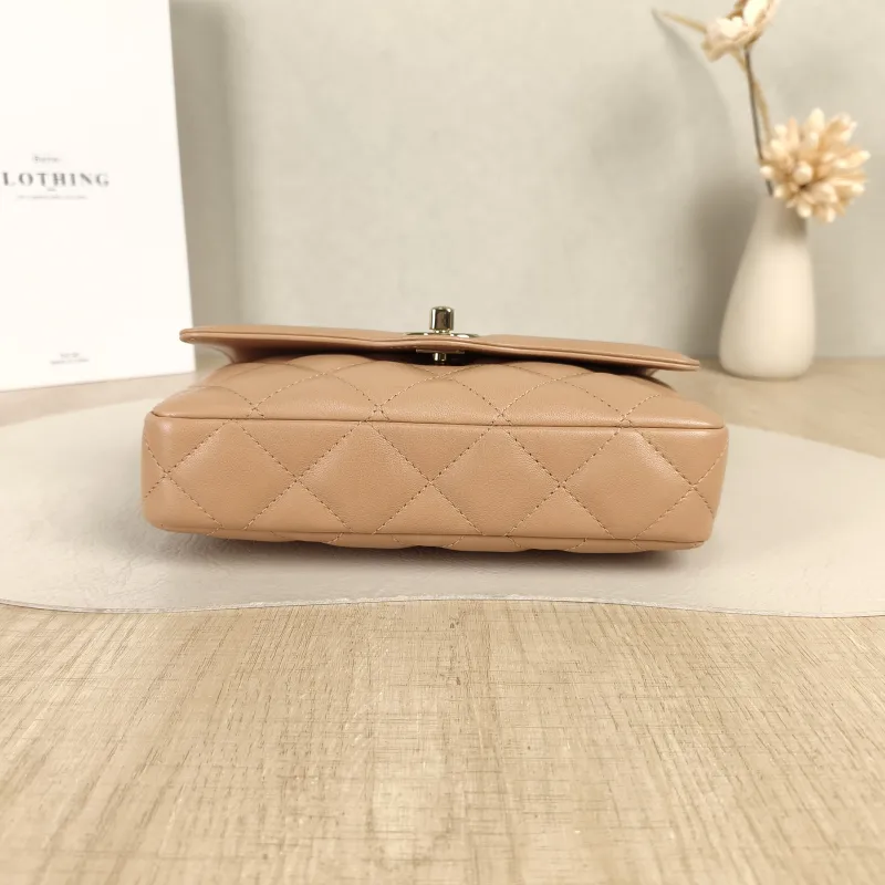 Chanel Crossbody Bag Crossbody Bag Taupe Calfskin One Size20 × 3.5 × 14 cm — cover view 2 of 5