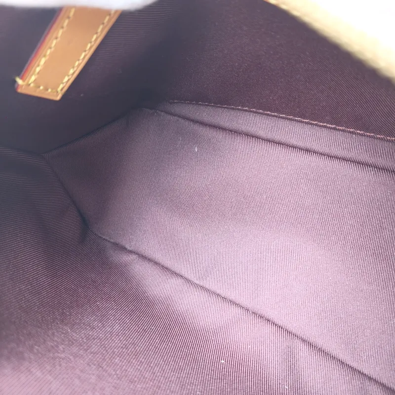 Louis Vuitton Crossbody Bag Boulogne PVC Small 26 × 9.5 × 16 cm — detail view 2 of 10