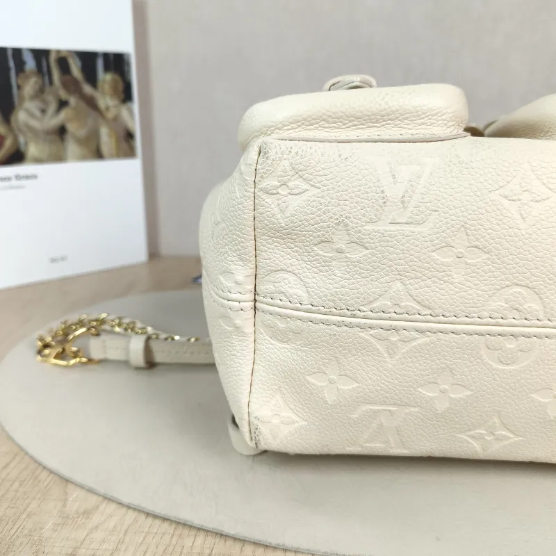 Louis Vuitton Backpack Backup Backpack White Calfskin One Size 20 × 14 × 22 cm — detail view 10 of 12