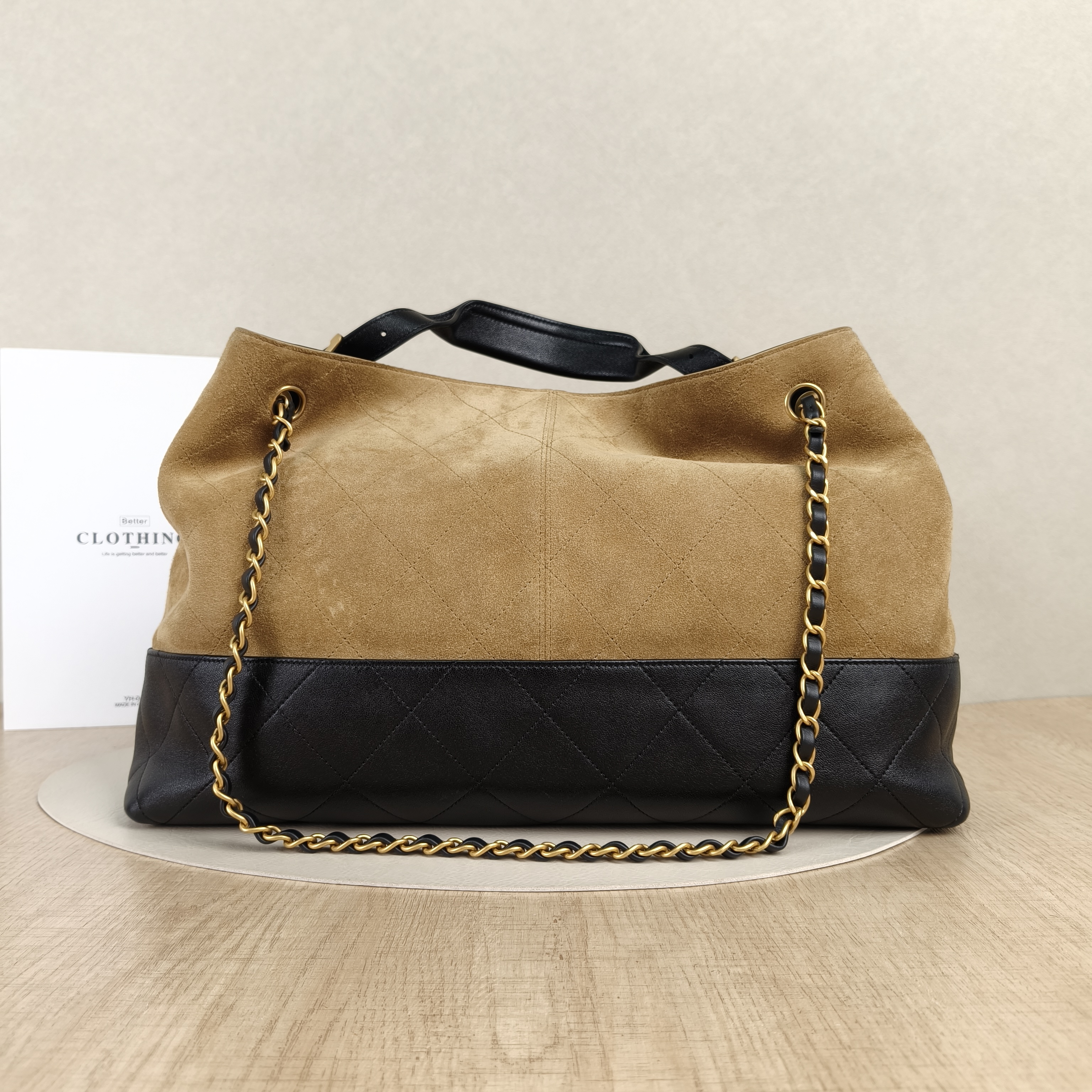 Chanel Shoulder Bag25a Suede Top Handle Bag Black Suede Medium40 × 16 × 28 cm — cover view 5 of 8