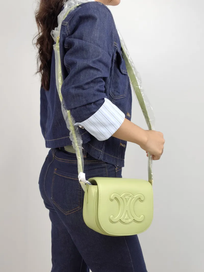 CELINE Crossbody Bag FOLCO TRIOMPHE Green Calfskin One Size 18.5 × 7 × 15 cm — on-model view 2 of 2