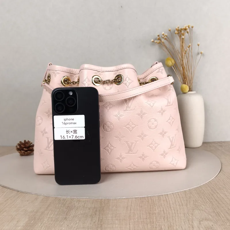 Louis Vuitton Crossbody Bag BUNDLE Pink Calfskin Medium 28 × 11.5 × 20 cm — cover view 3 of 5