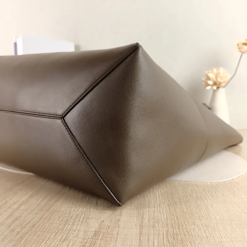 LOEWE Shoulder Bag Puzzle Fold Shopping Tote Brown Calfskin Large 42 × 41 × 18 cm — detail view 4 of 10