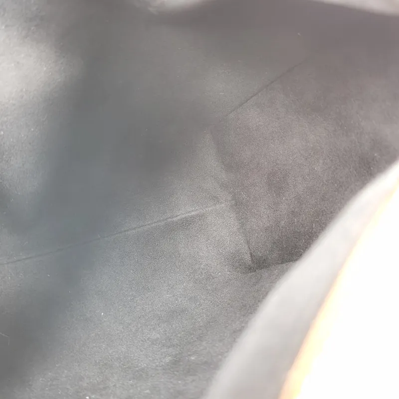 Louis Vuitton Crossbody Bag Side Trunk Box Monogram PVC Medium 23.5 × 8.5 × 16 cm — detail view 9 of 11