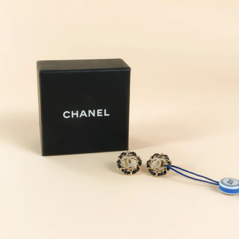 Chanel Earrings c Earrings Gold One Size — cover view 5 of 6