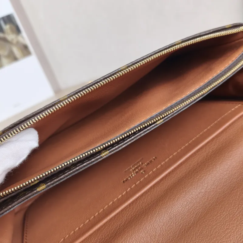 Louis Vuitton Crossbody Bag Marceau Chain Bag Caramel PVC · Calfskin One Size24.5 × 6.5 × 15 cm — detail view 8 of 14