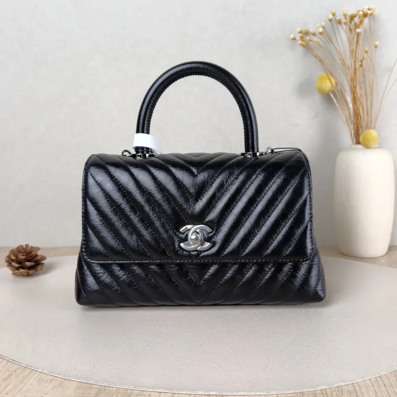 Chanel Crossbody Bag v Coco Handle​ Black Calfskin Small 24 × 10 × 14 cm