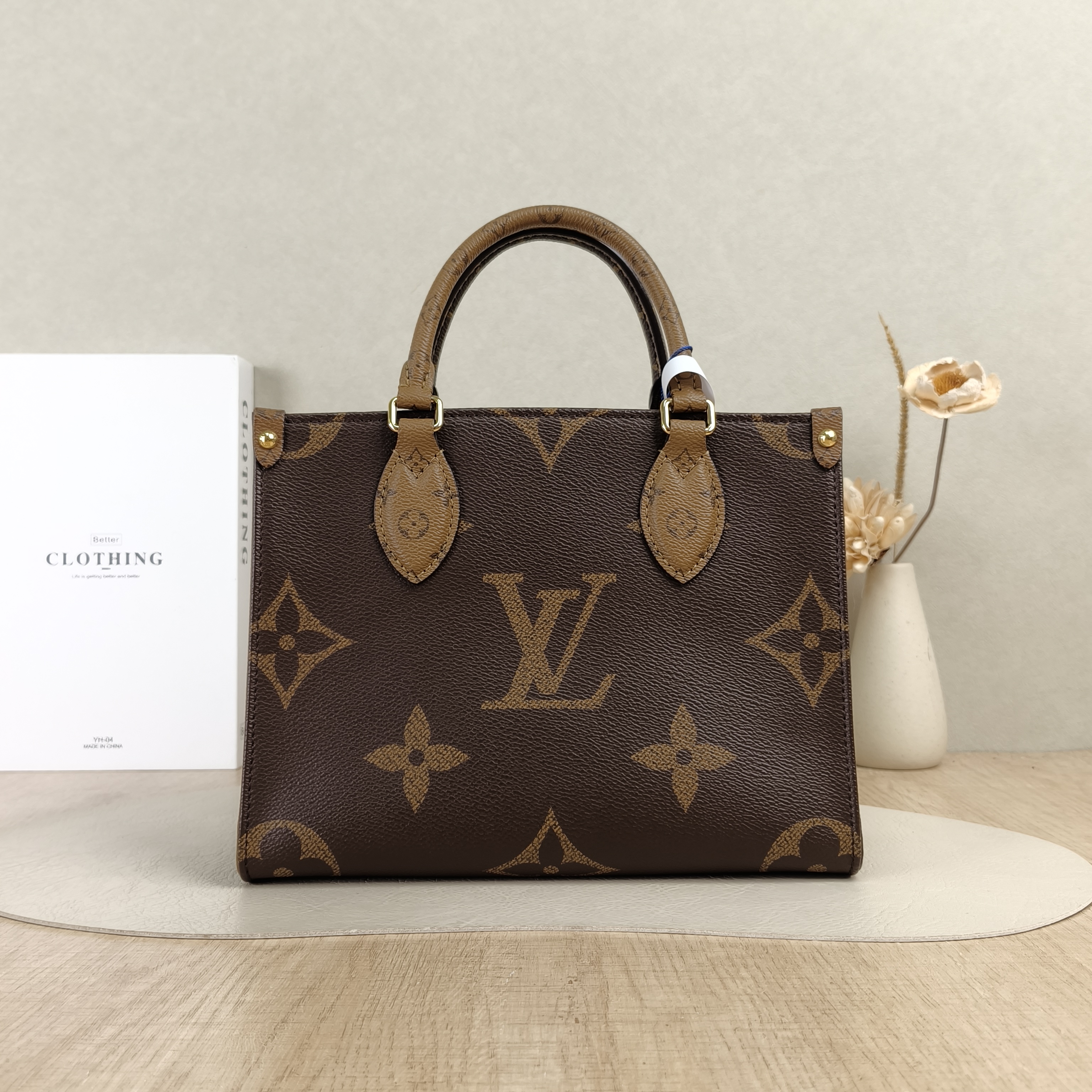 Louis Vuitton Shoulder Bag Onthego Monogram PVC Small25 × 11.5 × 19 cm