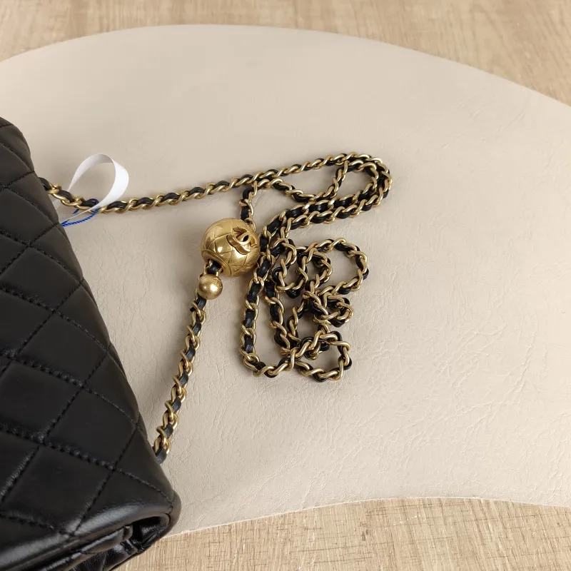 Chanel Crossbody Bag Classic Flap Large Mini CF Mini Black with Gold-Tone Hardware Lambskin mini20 × 6 × 12 cm — detail view 14 of 14