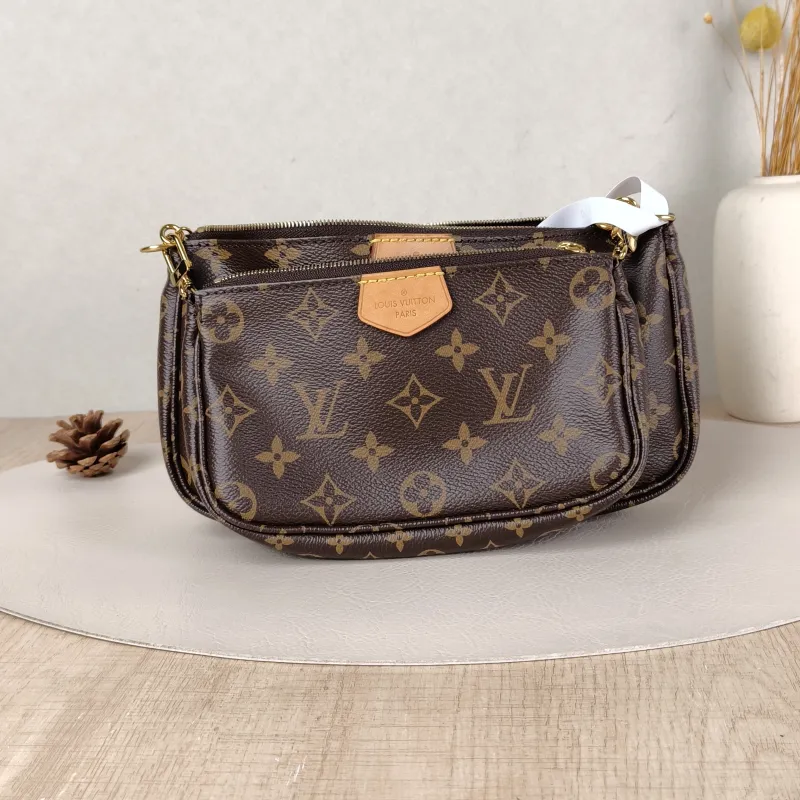 Louis Vuitton Crossbody Bag Multi Pochette Accessoires Shoulder Strap PVC Small24 × 4 × 13.5 cm