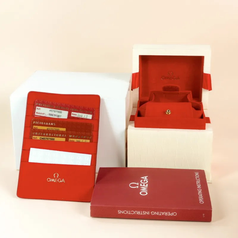 OMEGA Watch Collection Watch One Size 22 — cover view 8 of 8