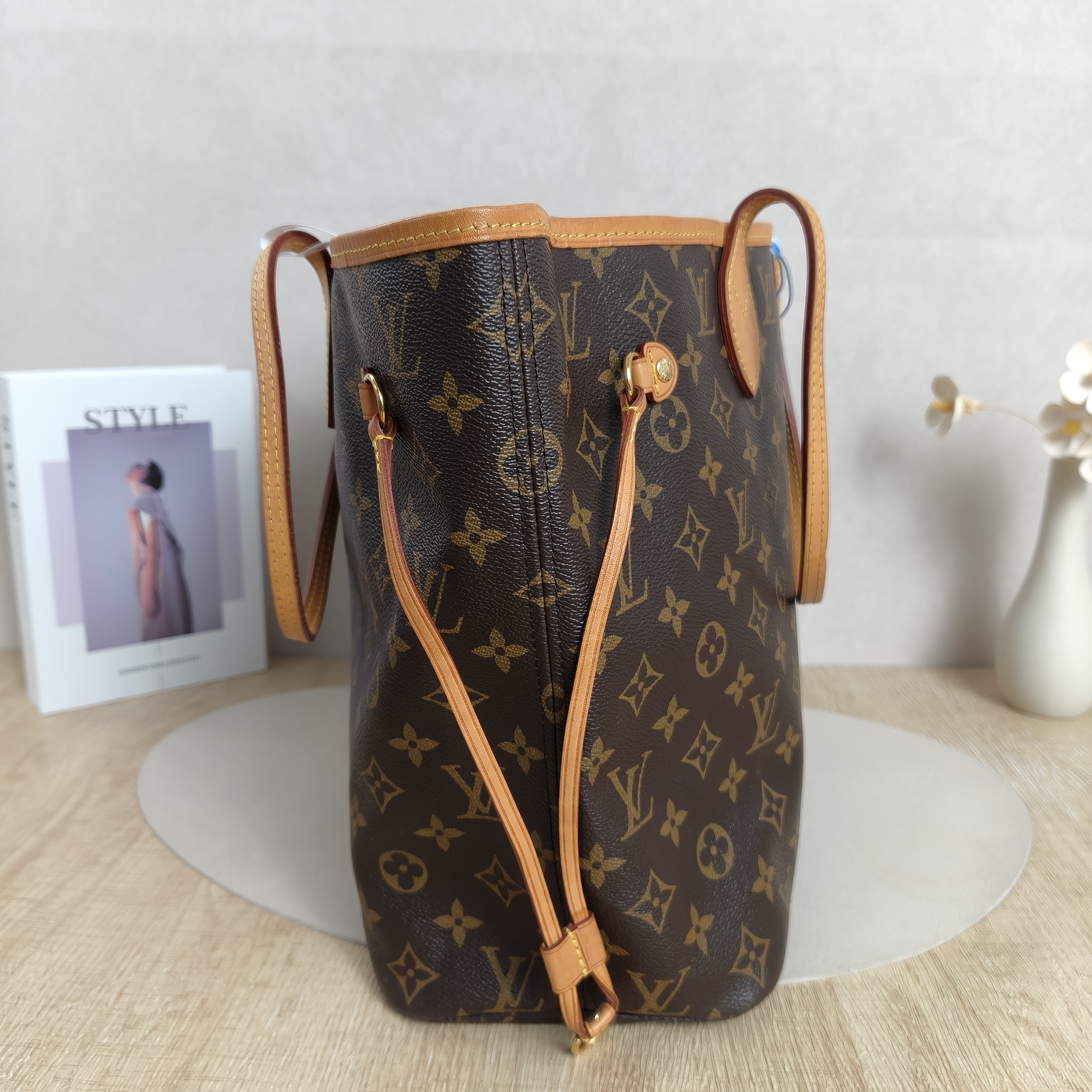 Louis Vuitton Shoulder Bag Neverfull Monogram PVC Large31 × 14 × 28 cm — cover view 4 of 10