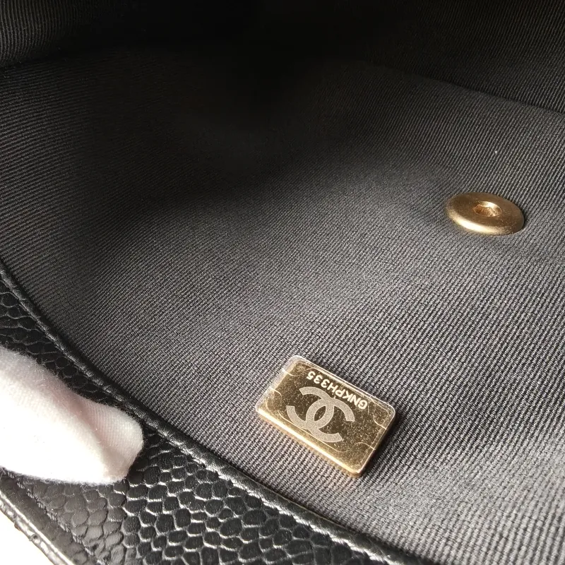 Chanel Backpack Backpack Black Grained Calfskin One Size24 × 5 × 17 cm — detail view 9 of 15