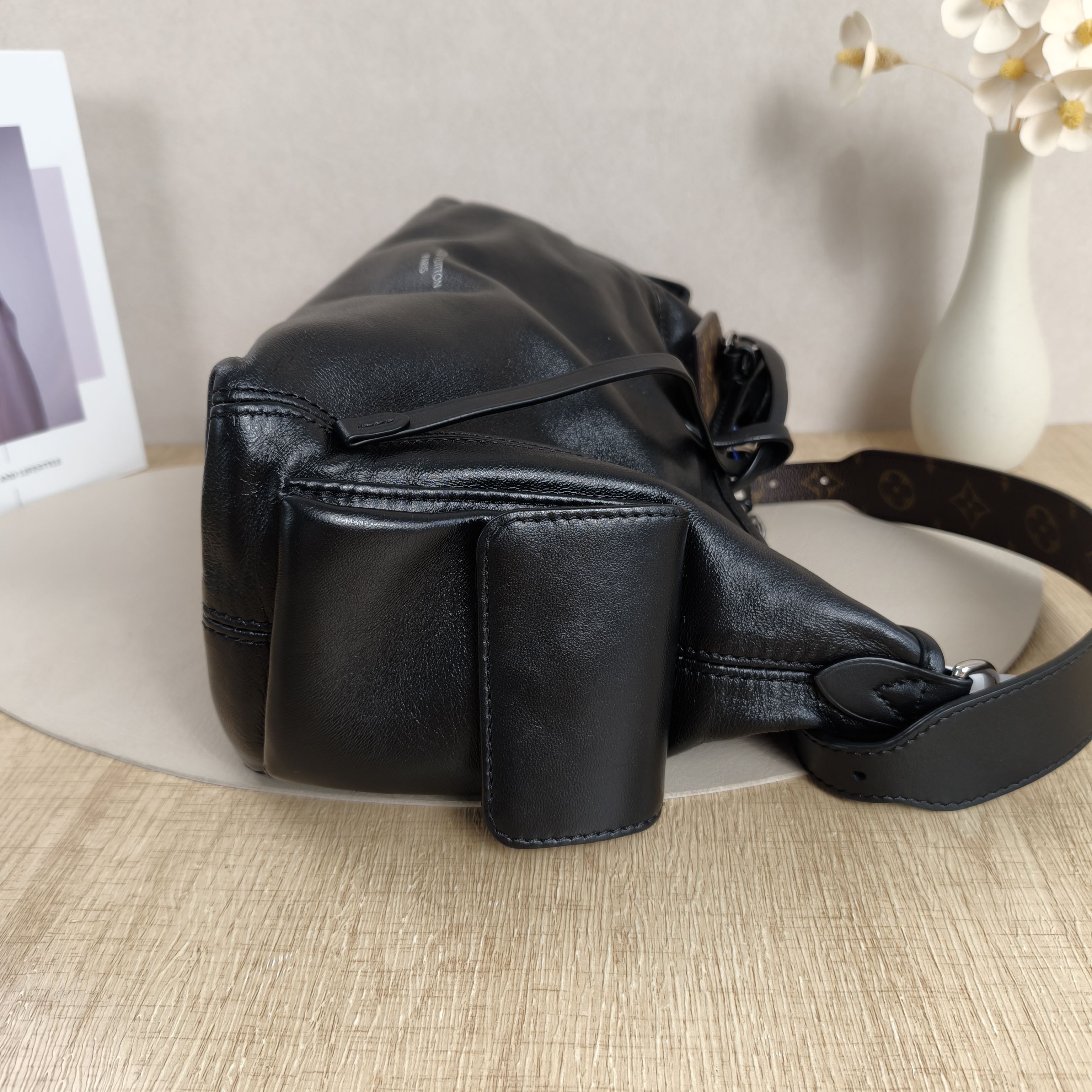 Louis Vuitton Black Calfskin Small — cover view 5 of 9