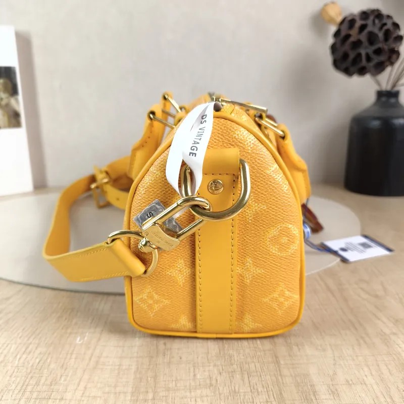 Louis Vuitton Crossbody Bag Keepall 25 Collection Yellow PVC Medium 25 × 11 × 15 cm — detail view 3 of 12