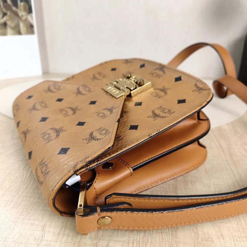 MCM Crossbody Bag Crossbody Bag One Size21 × 9 × 19 cm — detail view 10 of 12
