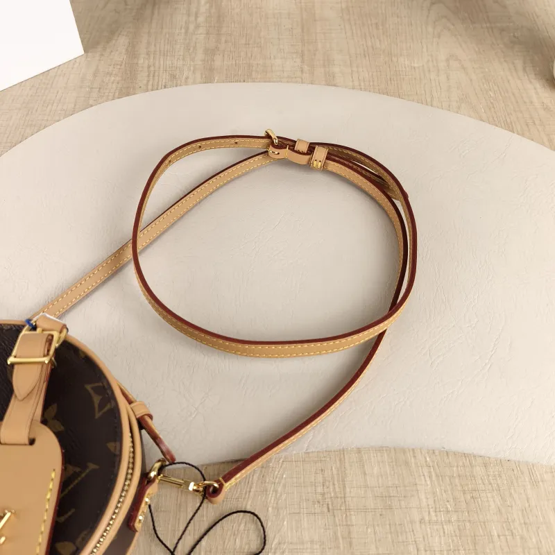 Louis Vuitton Crossbody Bag PETITE BOITE CHAPEAU Monogram PV Cmini17.5 × 7.5 × 16.5 cm — detail view 1 of 10