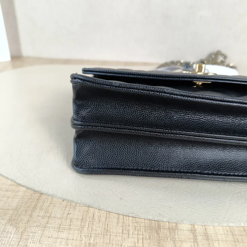 Chanel Crossbody Bag Black Grained Calfskin One Size 19 × 7 × 11.5 cm — detail view 11 of 12