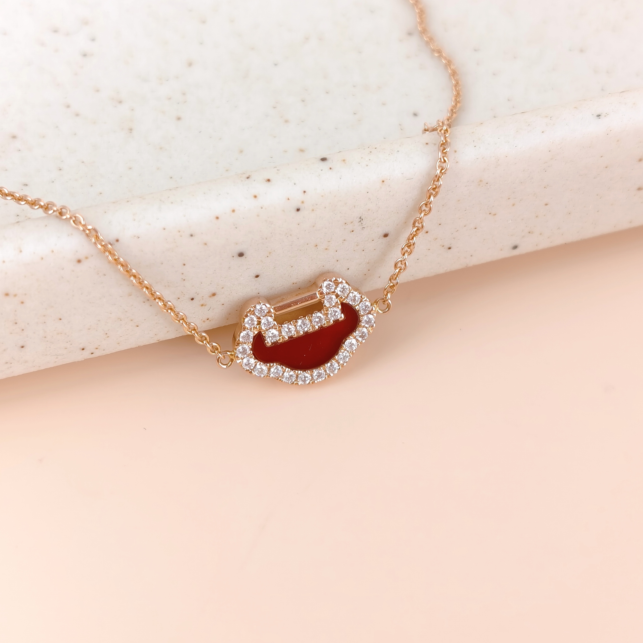 Qeelin Bracelet Yu Yi Red Agate Diamond18KR ose Gold17cm — cover view 4 of 7