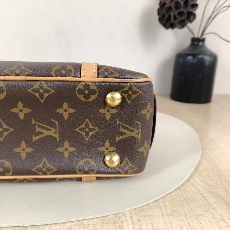 Louis Vuitton Shoulder Bag cite Monogram PVC One Size 26 × 11 × 16 cm — detail view 10 of 12