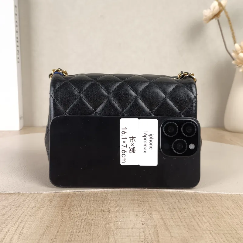 Chanel Crossbody Bag Black Lambskin One Size17 × 8 × 13.5 cm Conditioned — cover view 2 of 5