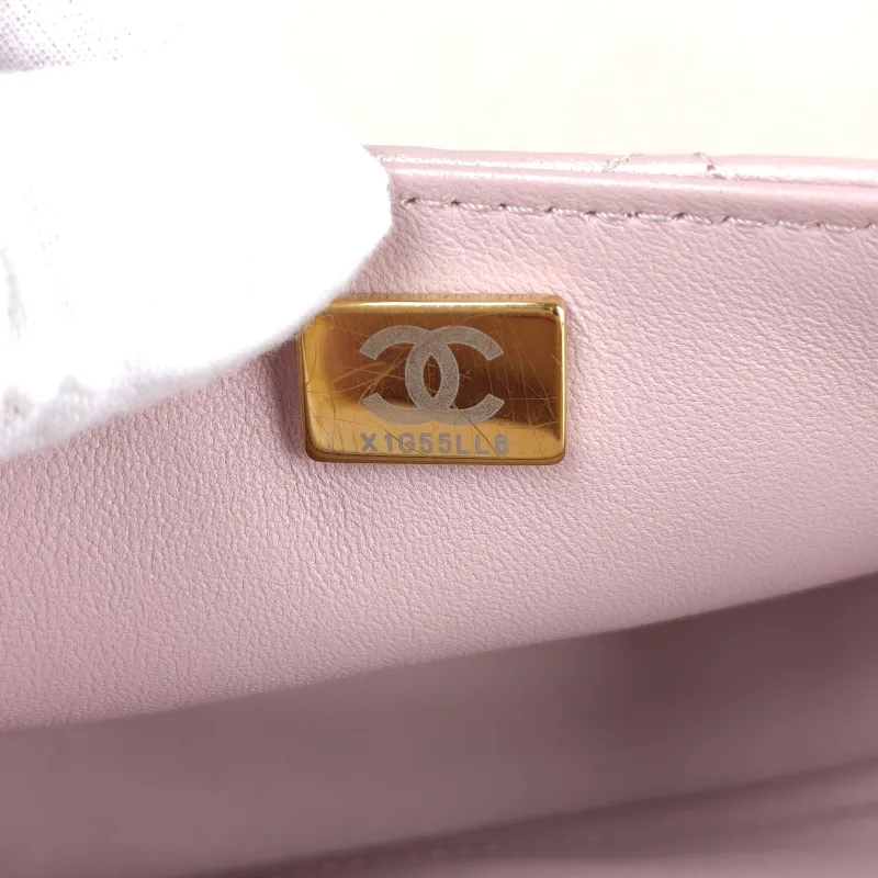 Chanel Crossbody Bag24p Pearl Pink Lambskinmini17 × 5 × 13 cm — detail view 4 of 15