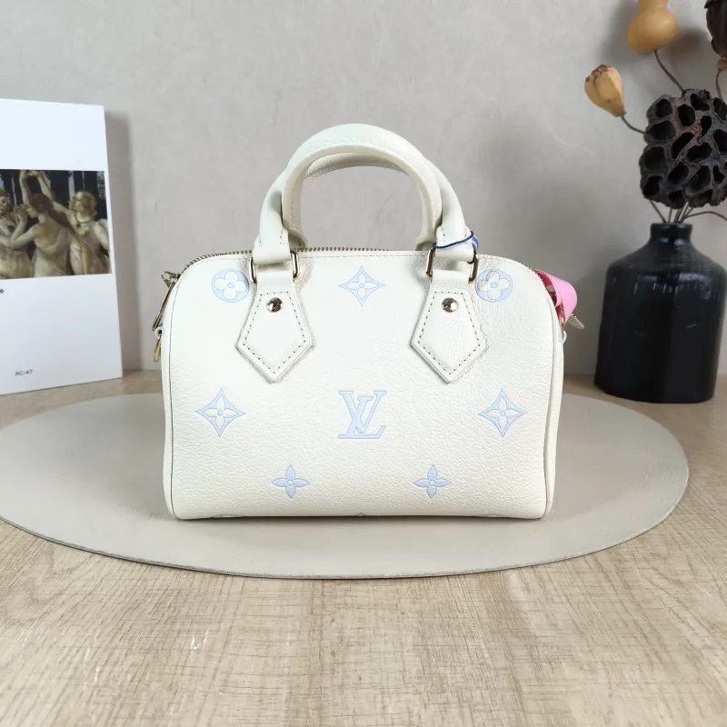 Louis Vuitton Crossbody Bag Speedy20 White · Blue Calfskin One Size 20.5 × 12 × 13.5 cm — cover view 5 of 6