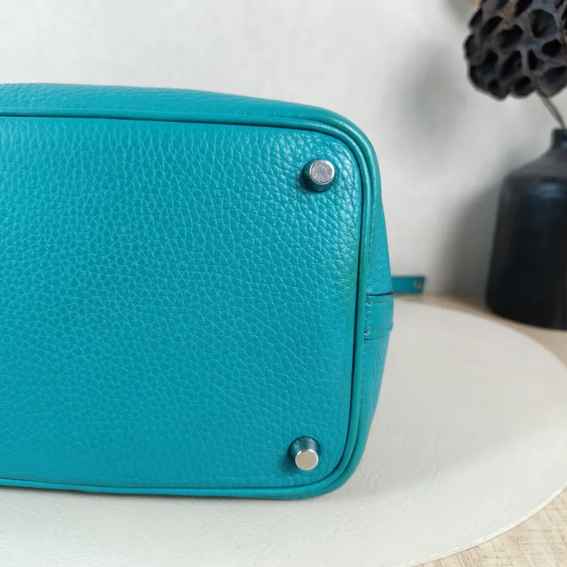 Hermès Top Handle Bag Picotin Lock 18 187F TC Calfskin Small18 × 13 × 18 cm — detail view 9 of 9