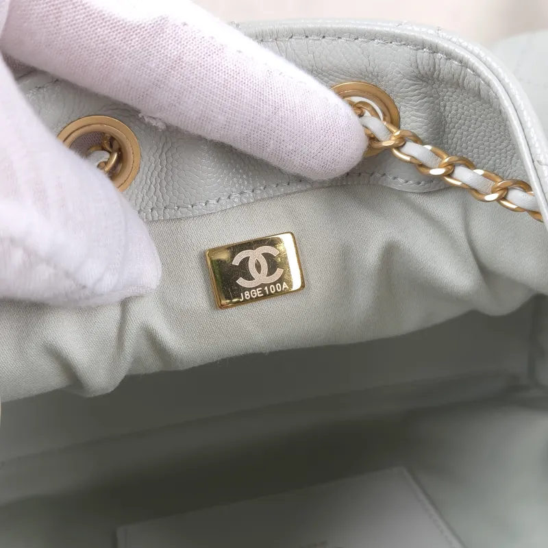 Chanel Shoulder Bag 25Bag Green Grained Calfskin Small 26 × 14 × 30 cm — detail view 12 of 12