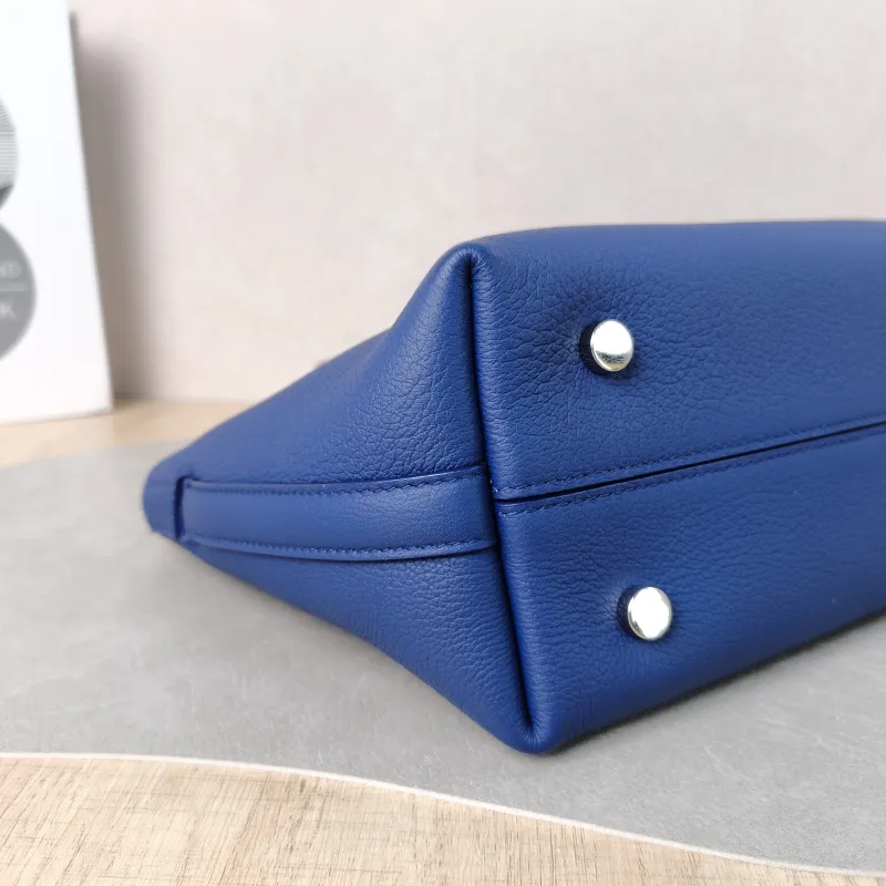 DIOR Top Handle Bag Tote Bag Top Handle Bag Navy Calfskin One Size 21 × 12 × 16 cm — detail view 4 of 13