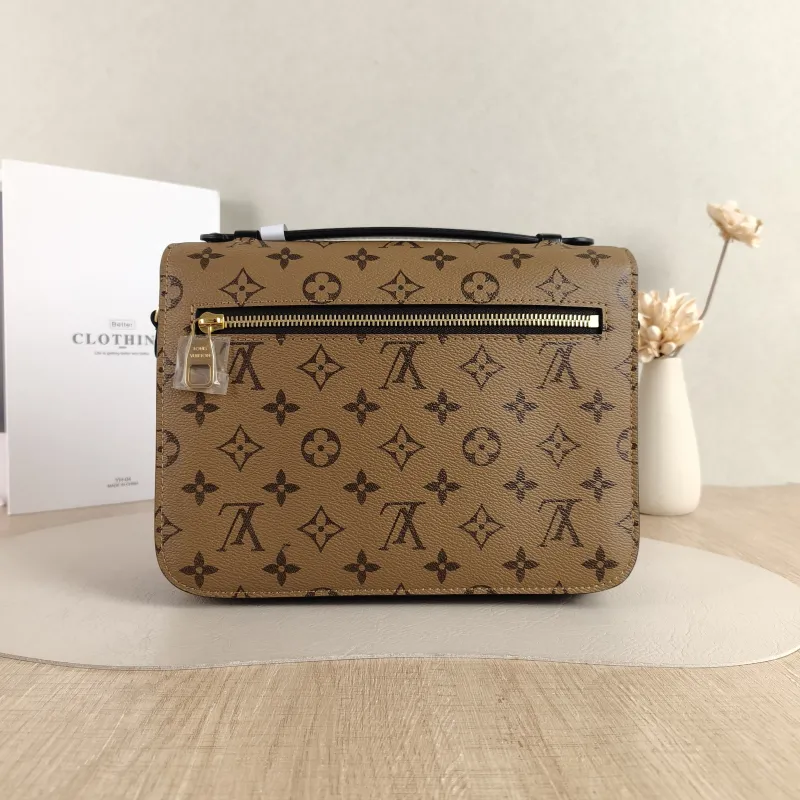 Louis Vuitton Crossbody Bag Pochette Métis Monogram Colorblock PVC Medium 25 × 7 × 19 cm — cover view 2 of 5